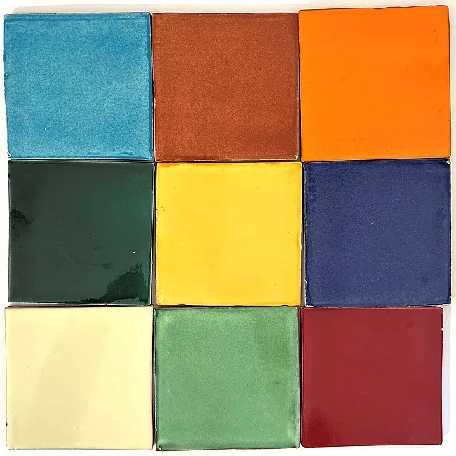 Carreaux azulejos émaillés aux couleurs chaudes pour votre décoration murale