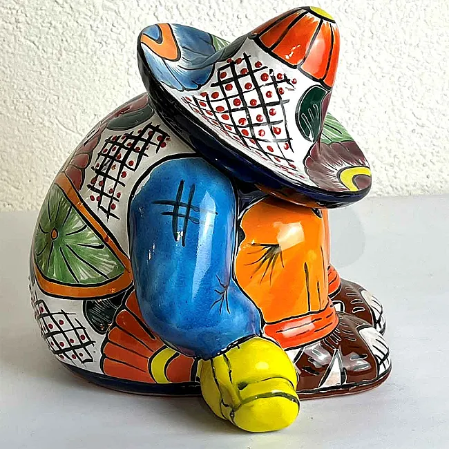 Déco maison - Statuette mexicaine en céramique colorée