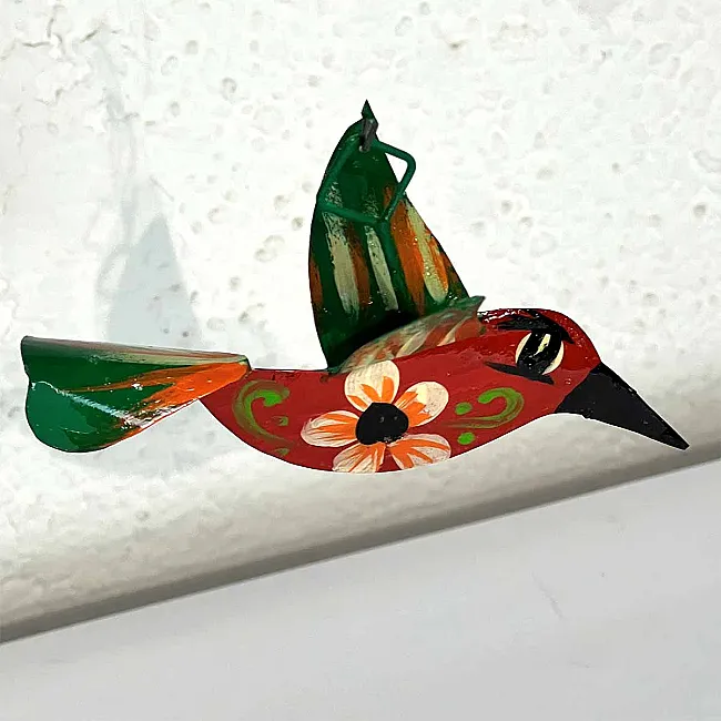 Petit colibri en métal coloré à suspendre dans votre sapin de Noël